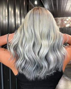 Kamryn Moon, Stylist, Cosmetologist